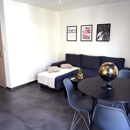 T2 Avec Balcon Castellane Apartament Marsylia